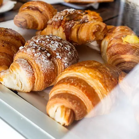 Urban Nocleg ze śniadaniem